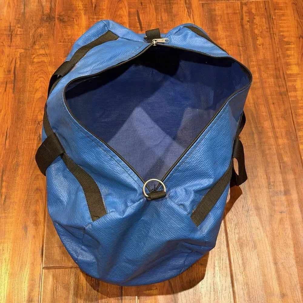 Rare Vintage 1980’s Dodgers Baseball Vinyl Barrel Zip-Up Duffel Bag